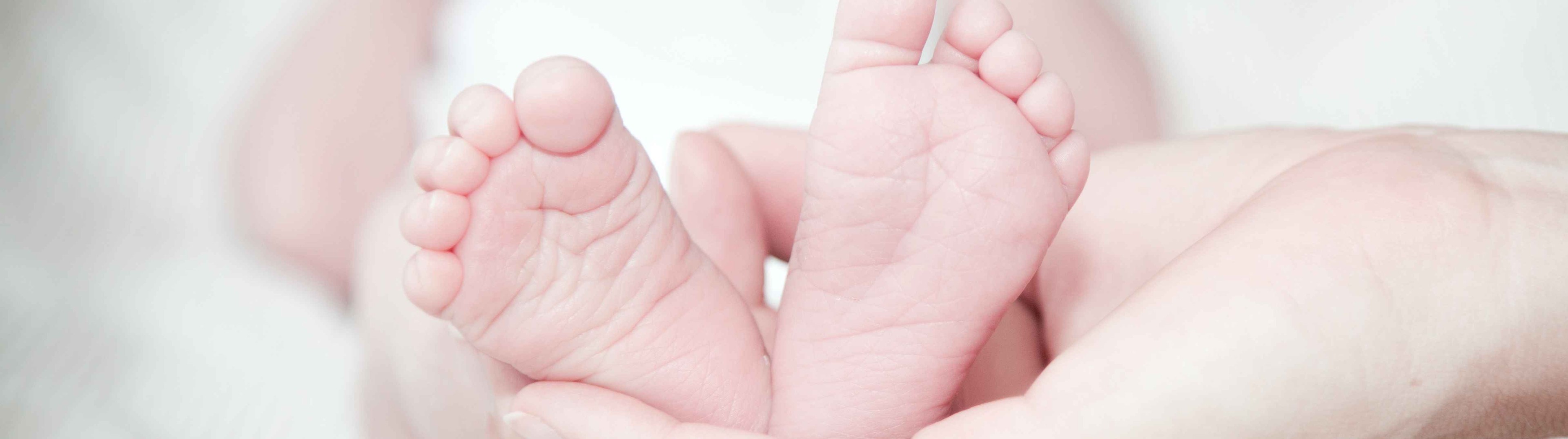 El hospital Reina Sofía de Murcia avanza hacia una humanización de la maternidad y la lactancia 