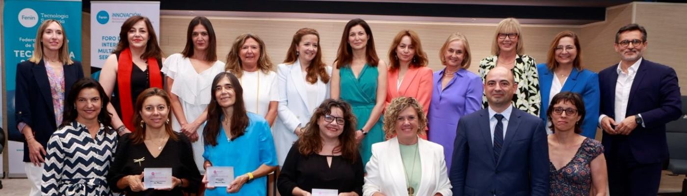 Fenin reconoce la labor de la mujer en la ciencia en los ‘Smart Woman Forum & Awards’