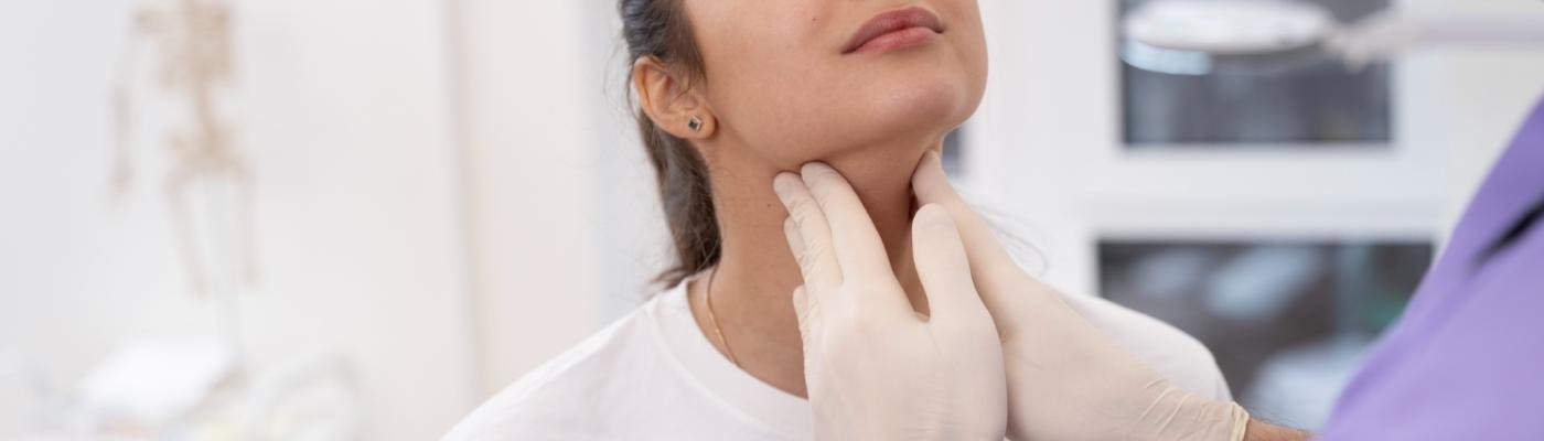 Los beneficios de los ultrasonidos para tratar los nódulos tiroideos