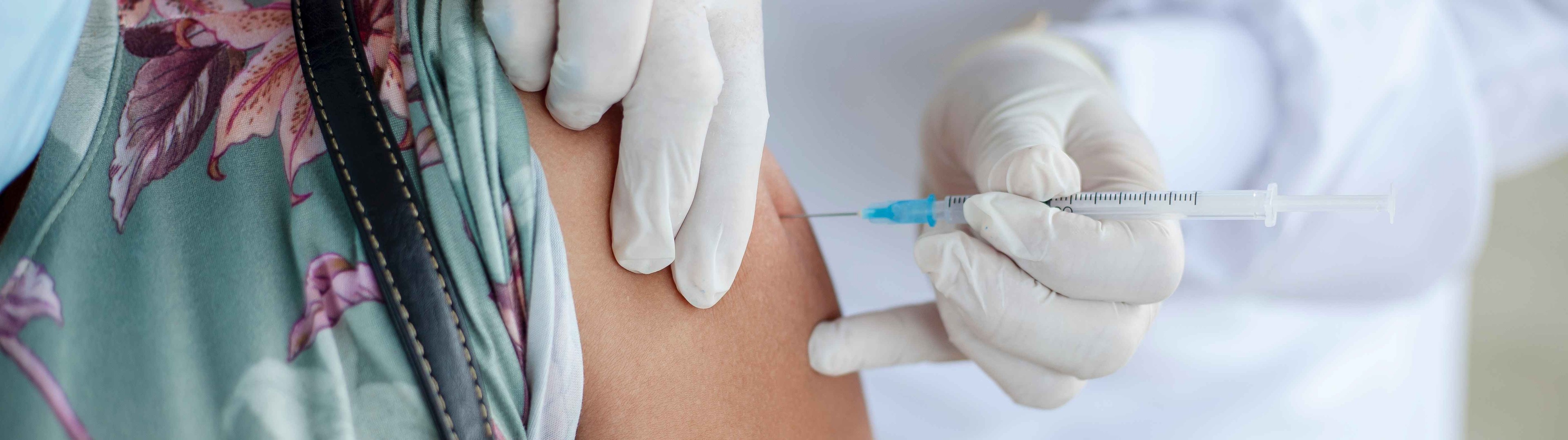 La EMA descarta que haya relación entre las vacunas Covid y la ausencia de menstruación