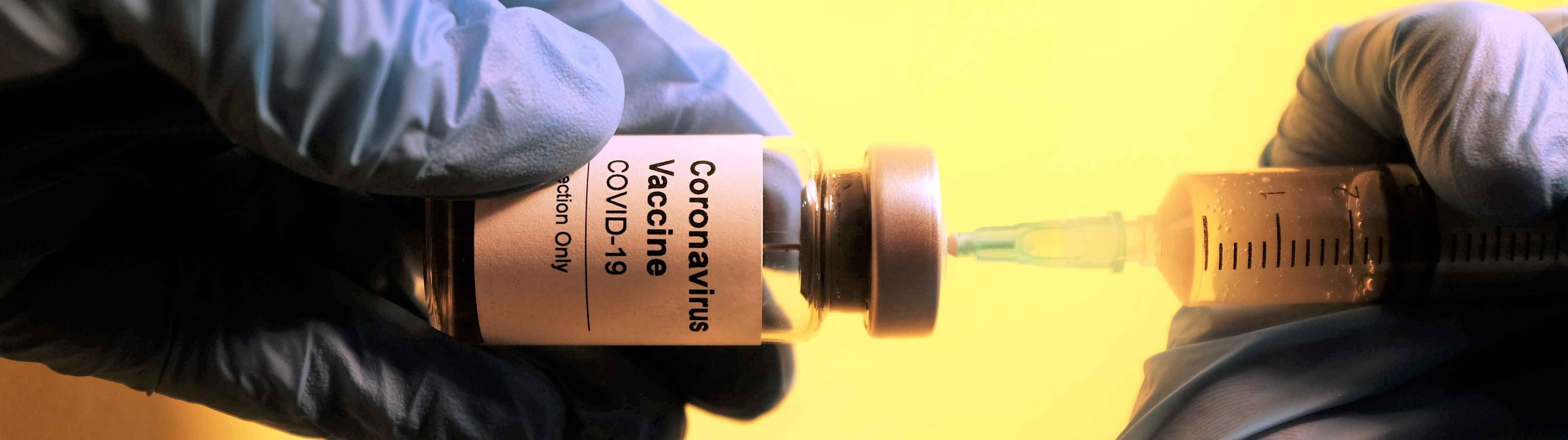 HIPRA prevé que este otoño se pueda inocular su vacuna como dosis de refuerzo