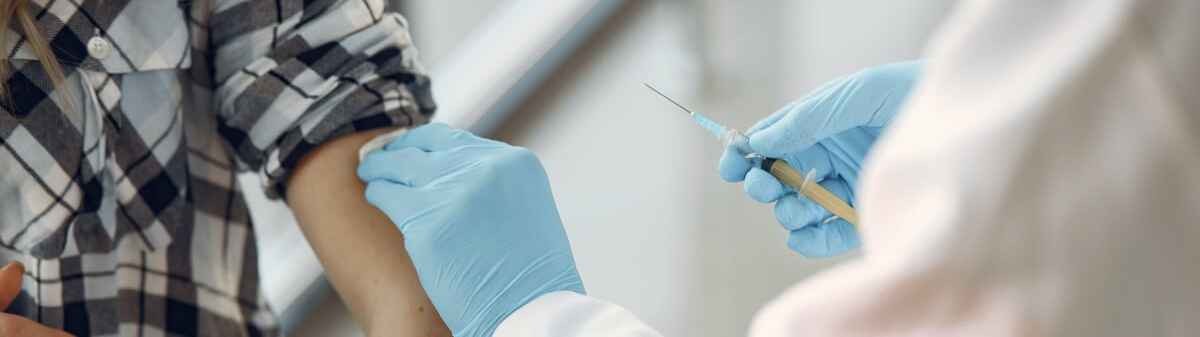 La OMS alerta de la necesidad de una vacunación conjunta contra Covid y gripe