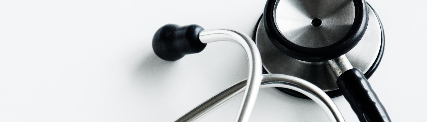 Las compañías aseguradoras no se pronuncian ante las demandas salariales de los médicos