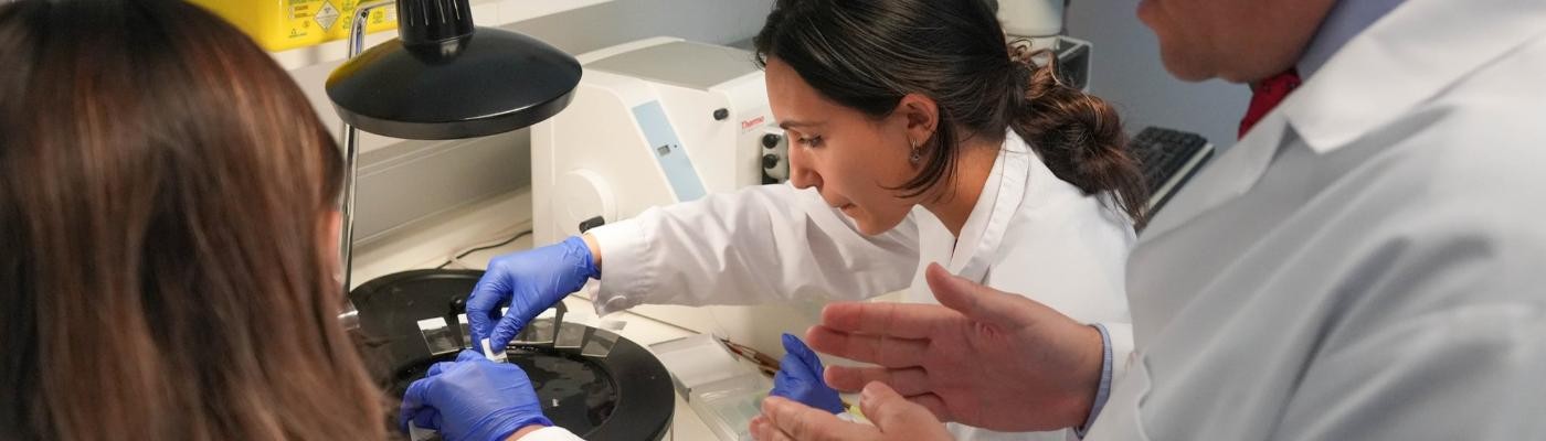 Éxito del primer trasplante de córnea artificial realizado en España