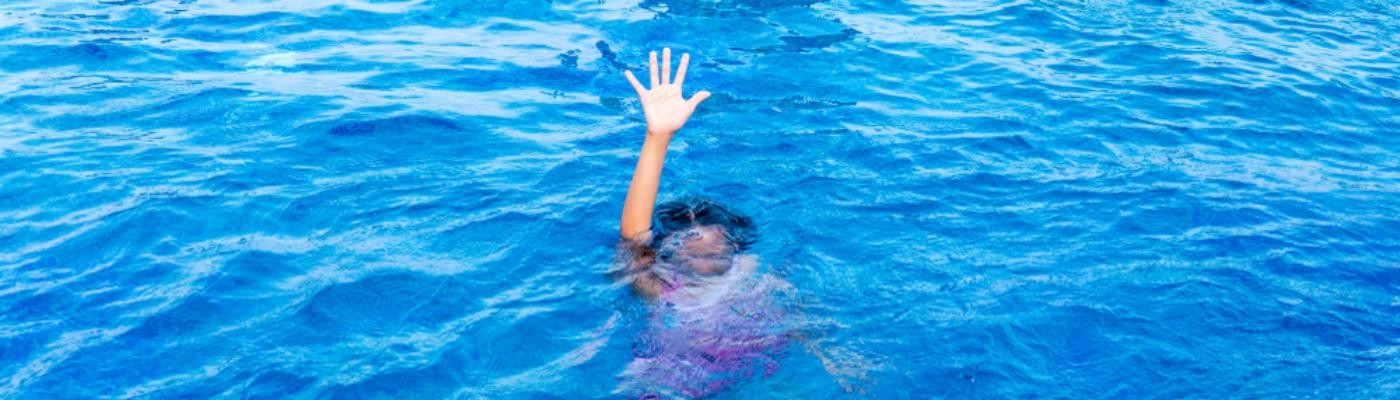 Los pediatras piden extremar las precauciones para evitar ahogamientos en verano